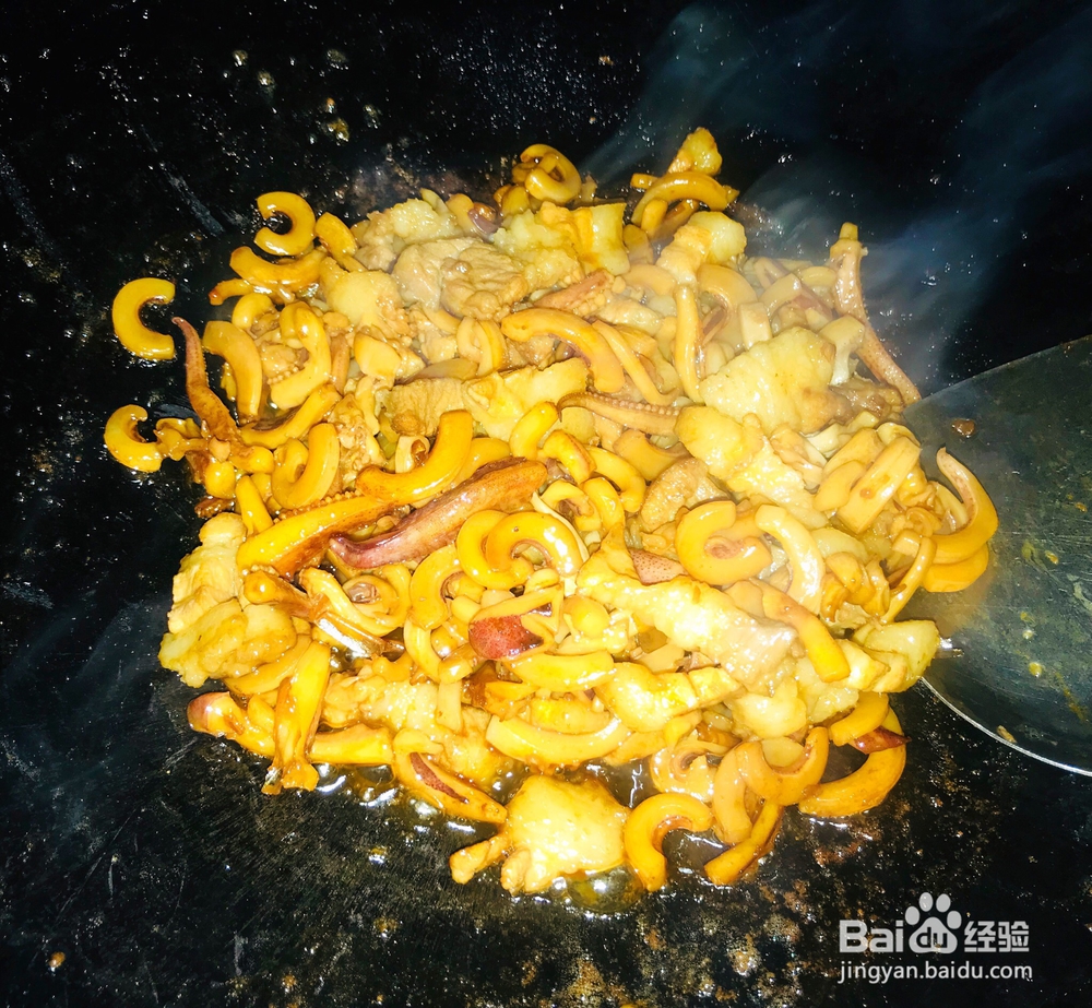 自己做五花肉焖鱿鱼干海鲜美食