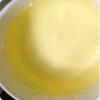 蛋黄溶豆的做法