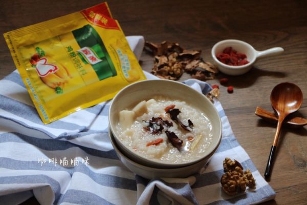 淮山枸杞子核桃分心木粥