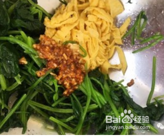 健康低脂凉拌菜—菠菜可以这样吃