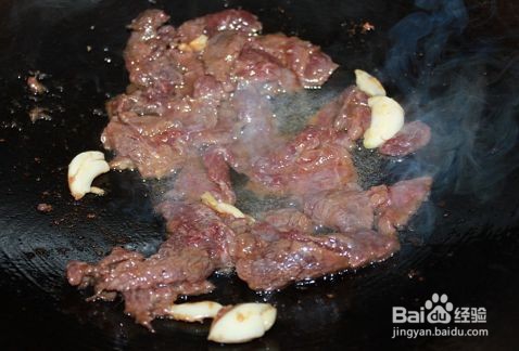 如何做好吃的牛肉炒西兰花