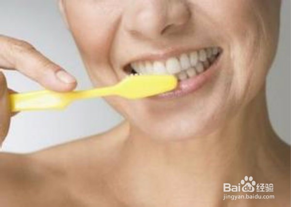 使牙齿变白的小妙方