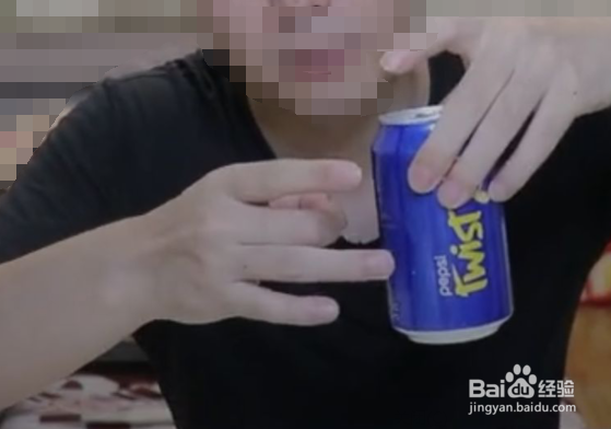 可乐被摇了怎么恢复