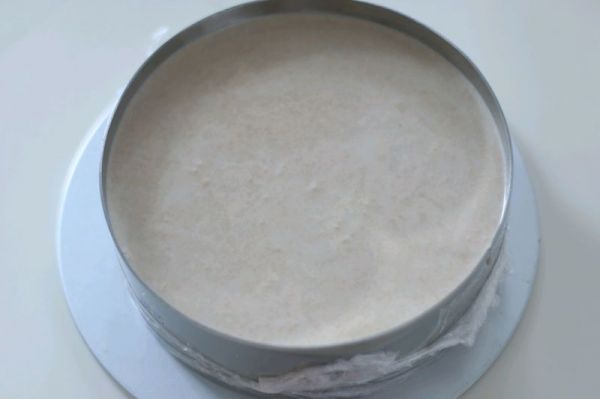 红茶棉花糖脆片慕斯