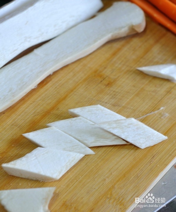 如何制作杏鲍菇熘肉片