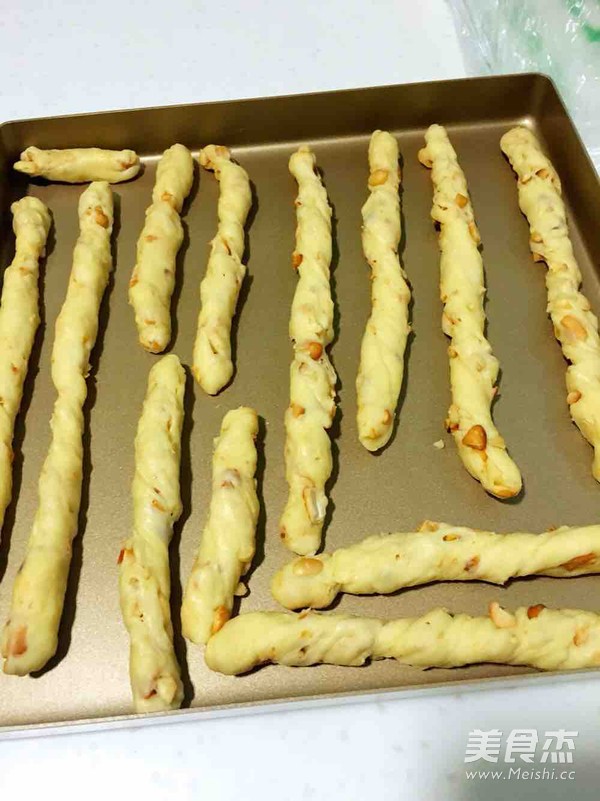 牛奶花生棒的做法