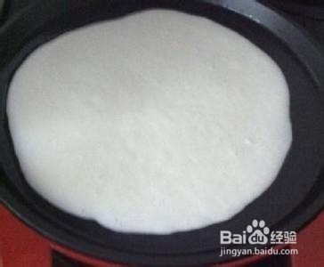 如何在家中制作简易的鸡蛋软饼