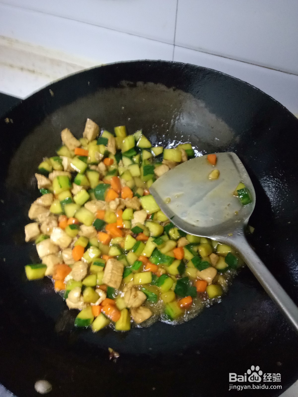 黄瓜炒鸡脯肉