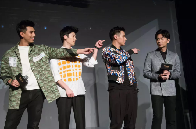 《睡在我上铺的兄弟》电影的四个主人公各自的结局是什么