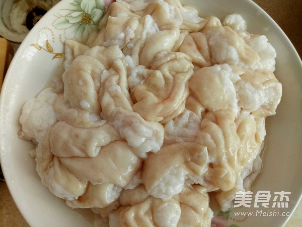 砂锅肥肠的做法