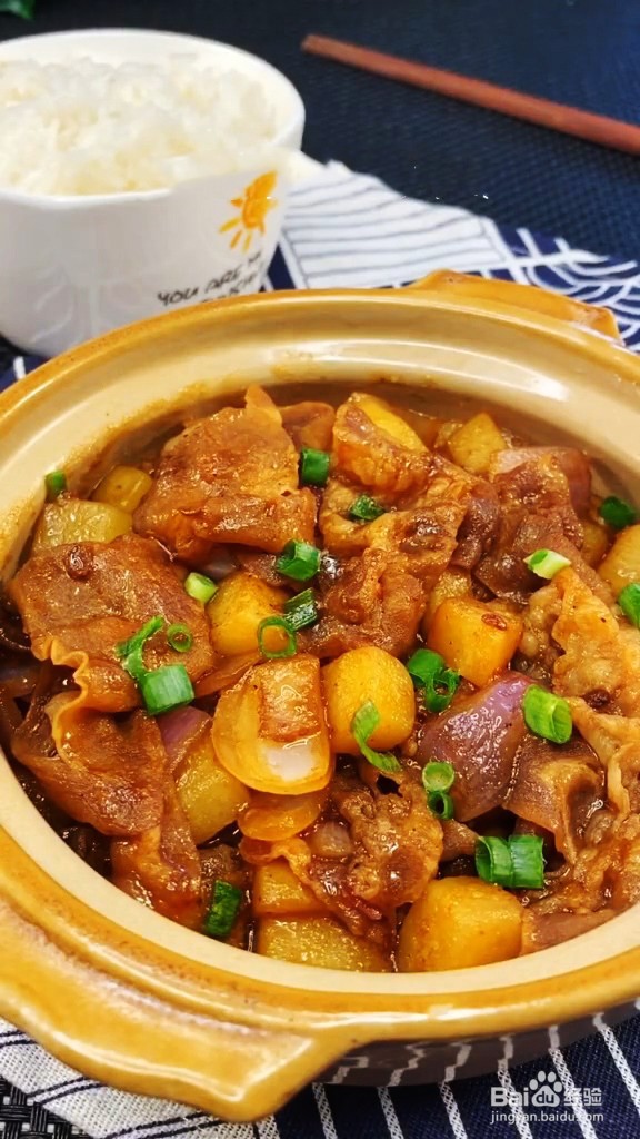 土豆肥牛饭的做法