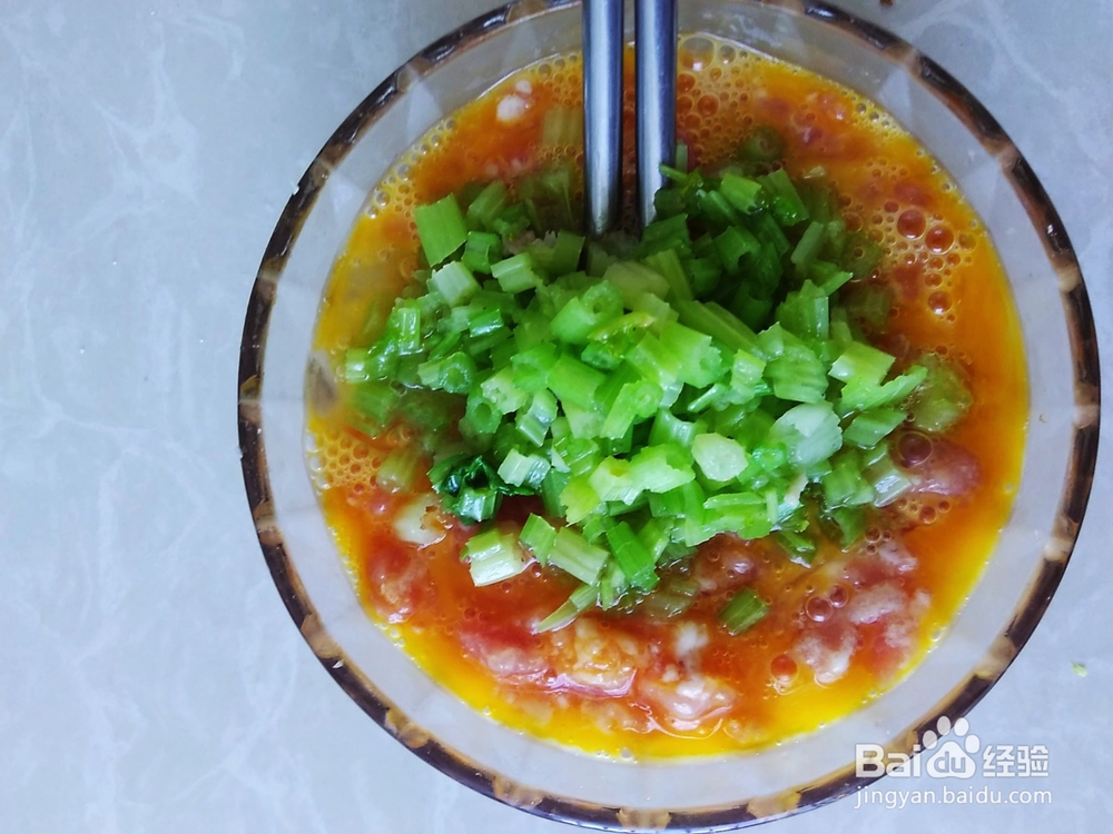 香芹肉末鸡蛋饼