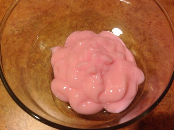 草莓优格冰淇淋