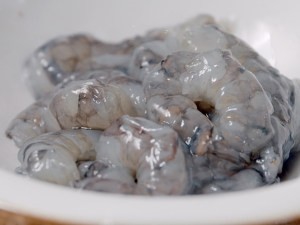 味道令人难忘的软炸虾仁
