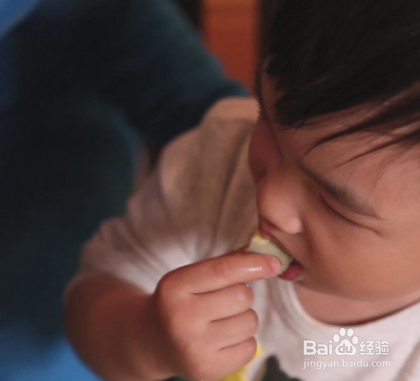 如何为宝宝断奶?