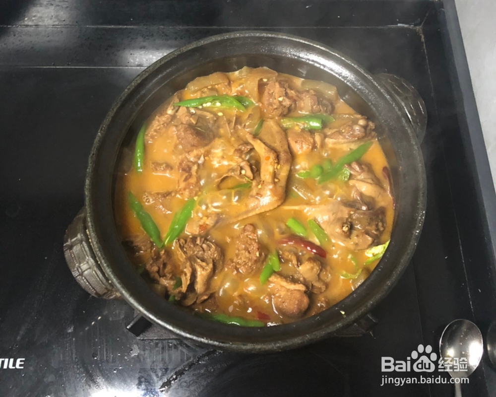 教你简单的做川味魔芋鸭煲绝不出错!