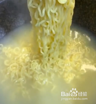 怎样炒辛拉面好吃呢