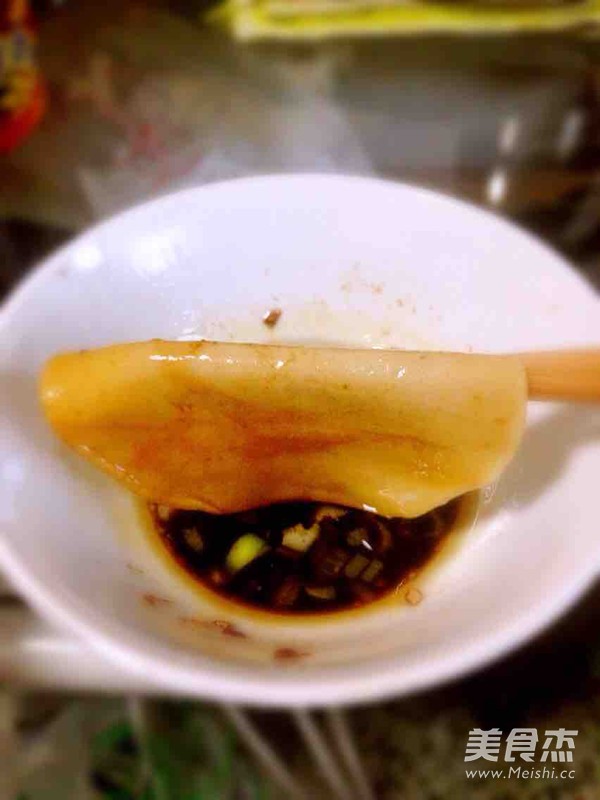 蘸汁饺子皮的做法