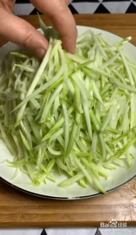 凉拌西葫芦的做法