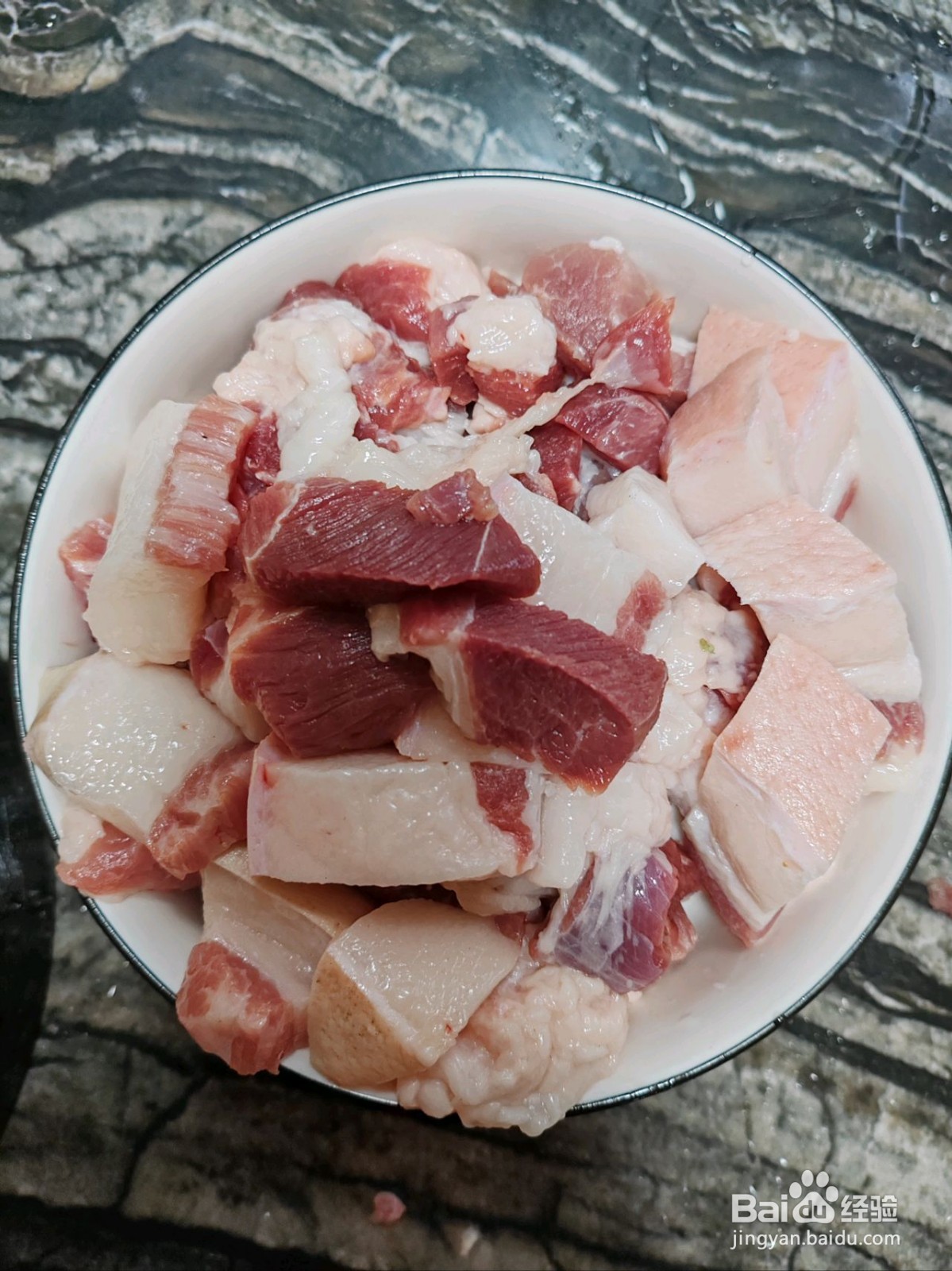 红烧肉烧麻花的做法