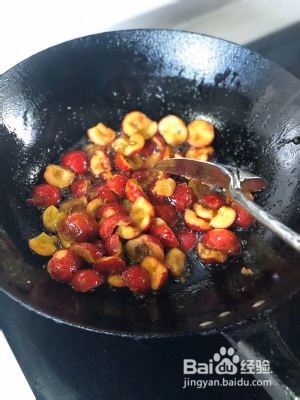 怎么做美味的酸甜开胃炒红果