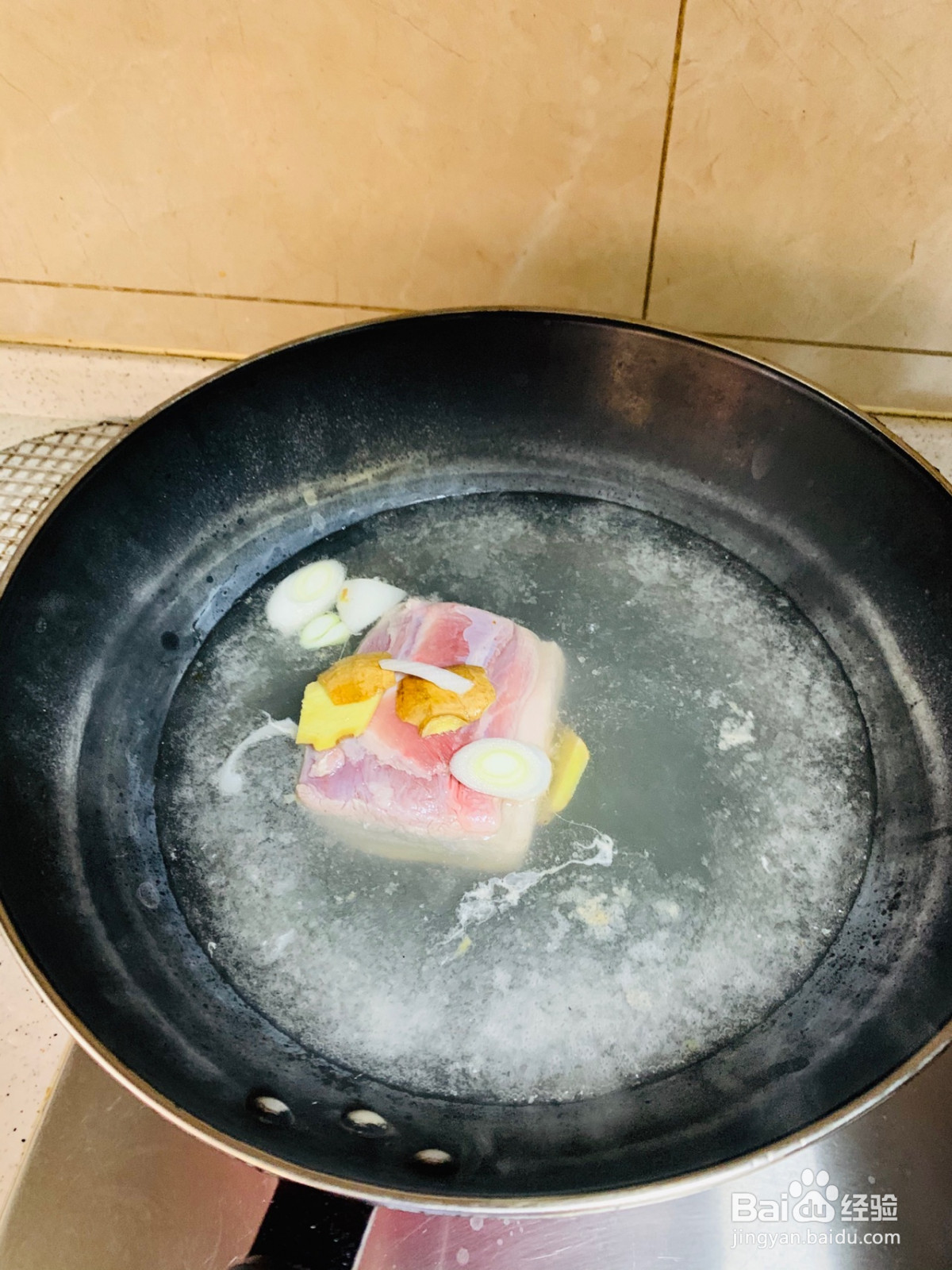 梅菜扣肉的做法