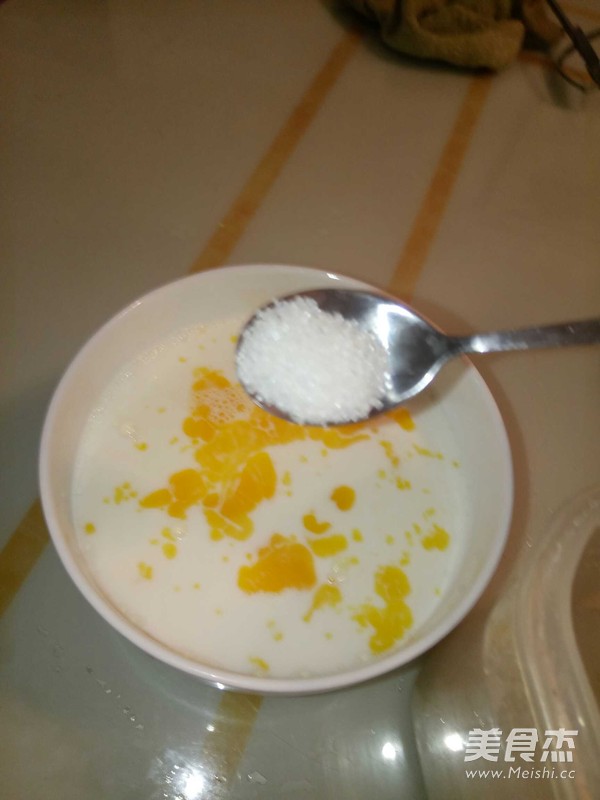 嫩滑鸡蛋牛奶布丁