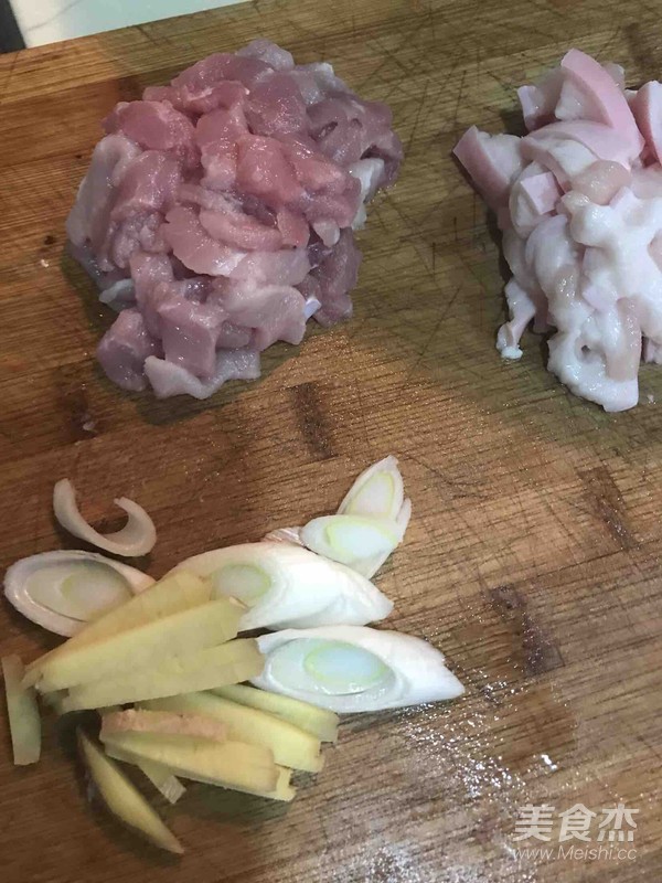 蒜薹炒肉的做法