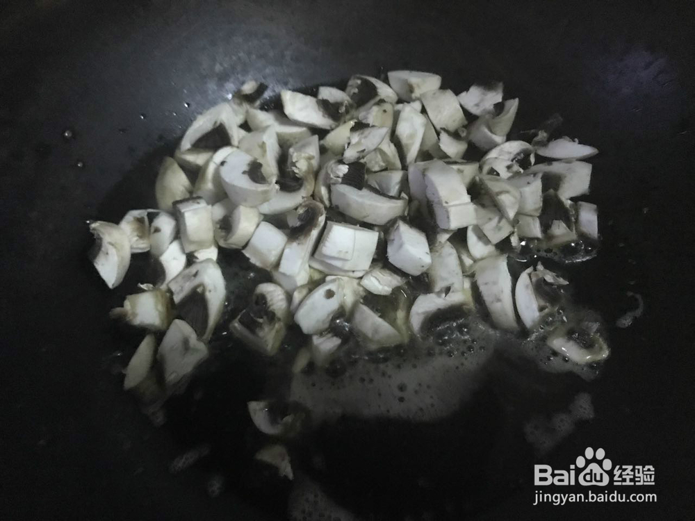 家常美食——蘑菇芦笋玉米浓汤