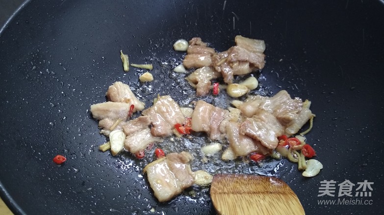 秋梨莲藕炒肉片