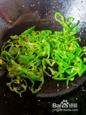 教大家做青椒炒鸡蛋