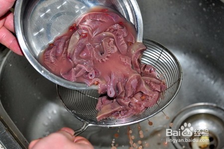 肝腰合炒的做法