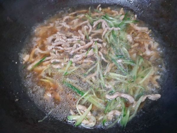 肉丝面#10分钟早餐大挑战#