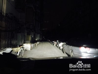 疝气灯黑影解决方法