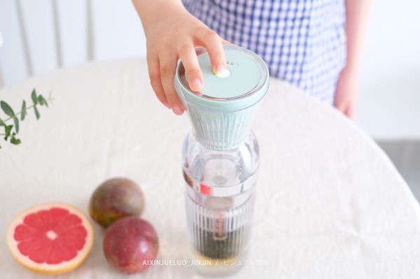 冷萃百香果西柚乌龙茶