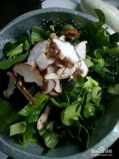 香菇炒青菜的简单做法
