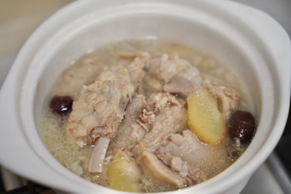 当归生姜羊肉汤