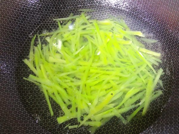 珍选捞汁莴笋丝