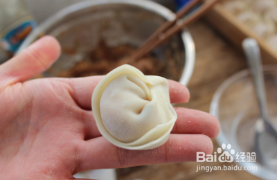 百吃不厌的荸荠虾仁馄饨怎么做？