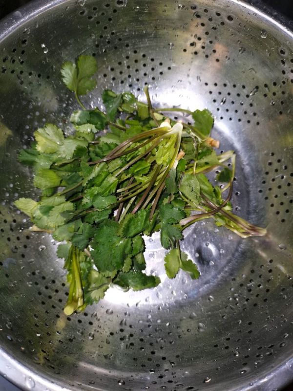 沙拉汁拌青瓜海蜇皮