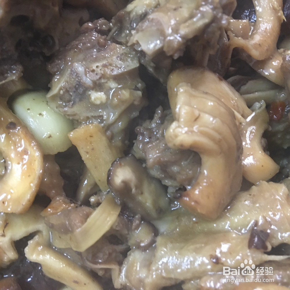 香菇新做法：香菇焖鸭肉