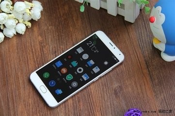 魅族x5 vs 其他类手机性能 对比参数对比