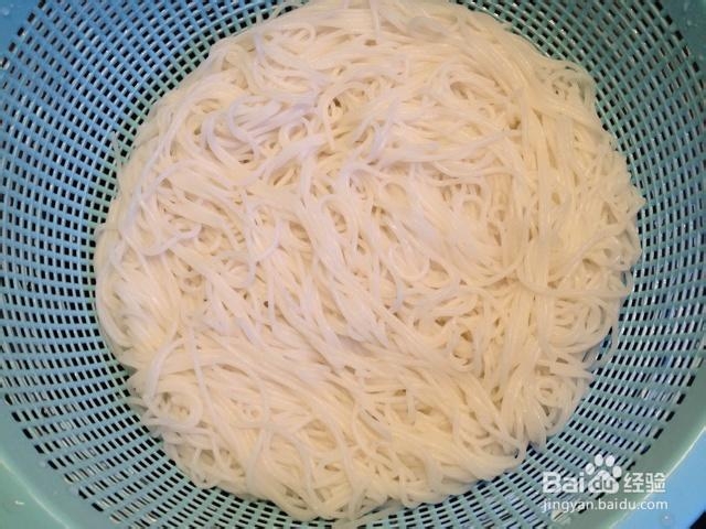 新手易做的越南牛肉河粉