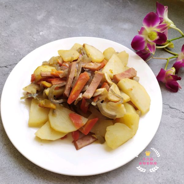 土豆片洋葱炒肉