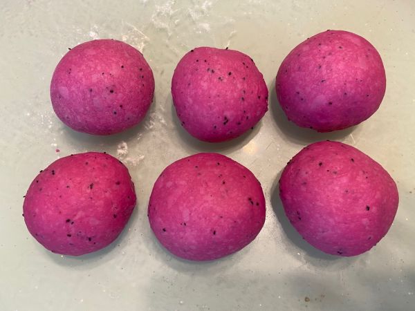 火龙果麻薯肉松软欧包