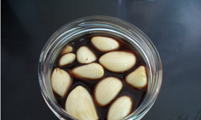 如何制作腊八蒜