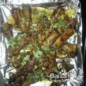 怎么做美味的蒜香孜然烤羊排