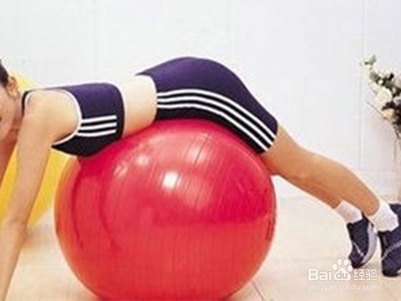 腹肌怎么练简单