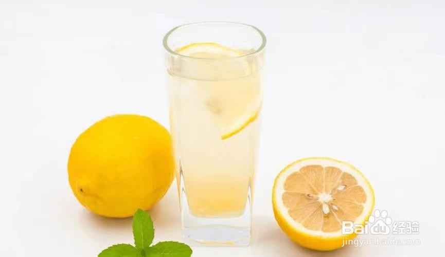 如何做柠檬蜂蜜苏打水