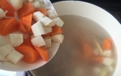 排骨山药汤--美食教程